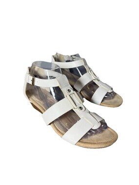 Women’s St. John's Bay Ninette White T-Strap Wedge Sandals Size 7.5